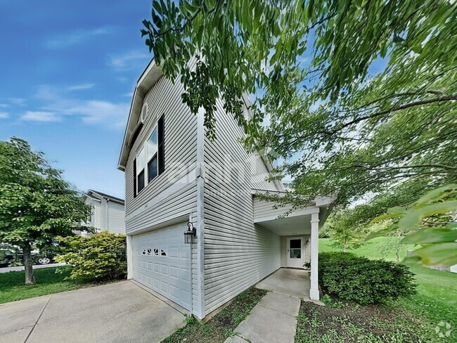 Building Photo - 2411 Collins Way