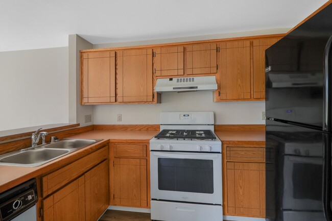 Foto del edificio - 2 Bed 2.5 Bath - Townhome - Close to Downtown