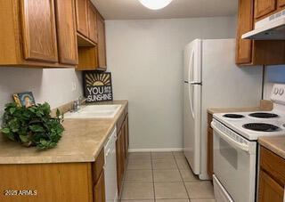 Foto del edificio - 4157 N 81st St
