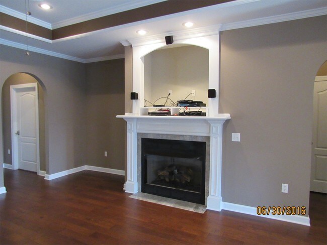 Foto del edificio - 207 Brookwood Dr