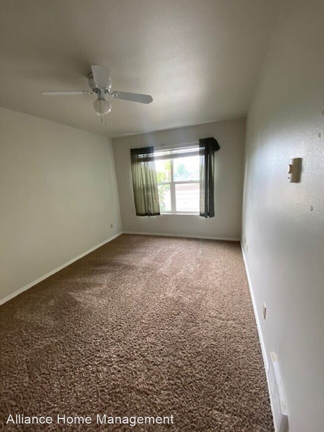 Building Photo - 3 br, 2 bath House - 1310 A St. #102