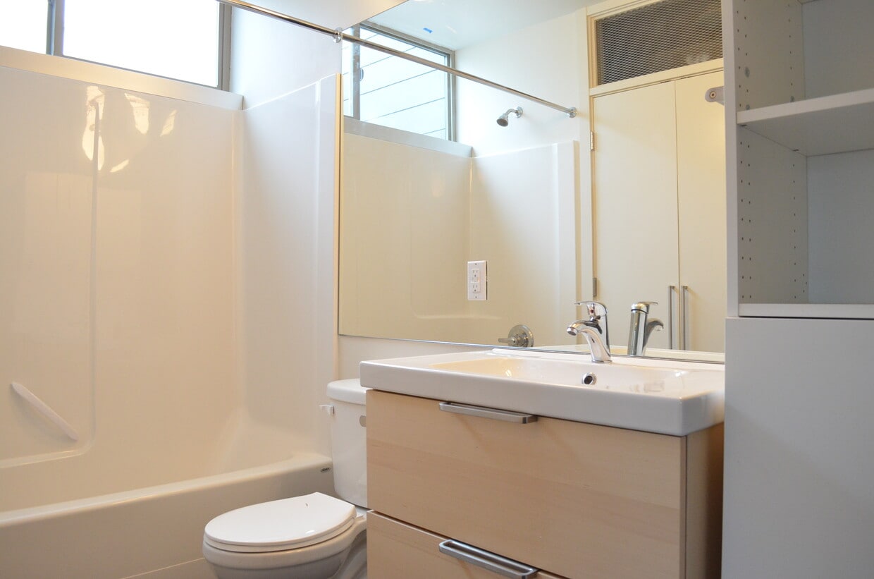 Bathroom - 1002 south 13th street