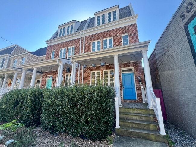 2617 1/2 West Main Street - 2617 1/2 West Main Street Apartment