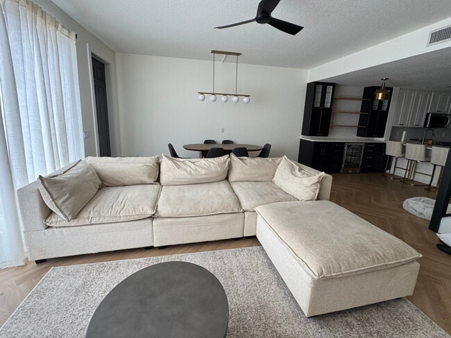 Foto del edificio - 11841 Nautica Dr