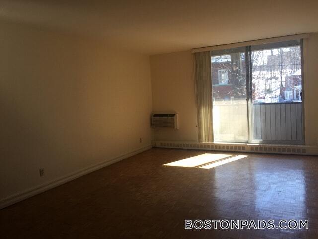 Foto del edificio - 1455 Commonwealth Ave