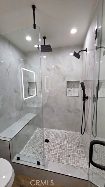 Foto del edificio - 7047 Nestle Ave