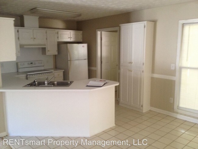 Building Photo - 6336 Blanchard Ct