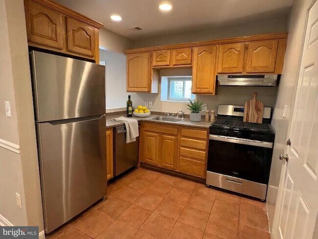 Foto del edificio - 5126 Call Pl SE