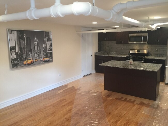 Building Photo - 443 Des Plaines Ave
