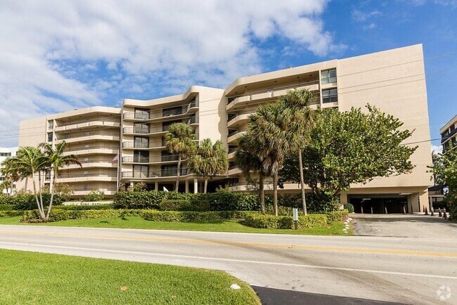 Building Photo - 3610 S Ocean Blvd