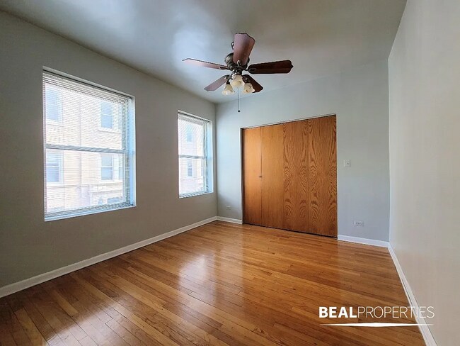 Foto del edificio - 4237 N Paulina St