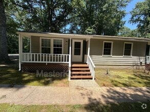 Building Photo - 219 Byrum St