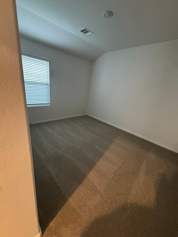 Foto del edificio - 608 Marigold Hl Wy