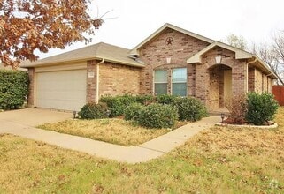 Building Photo - 604 Jennifer Dr