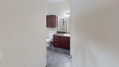 Interior Photo - The Vintage Lofts at West End