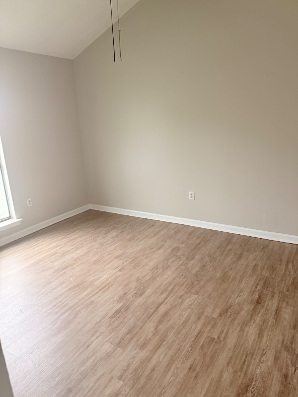 Building Photo - 750 Hospital Rd