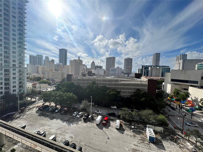 Foto del edificio - 234 NE 3rd St