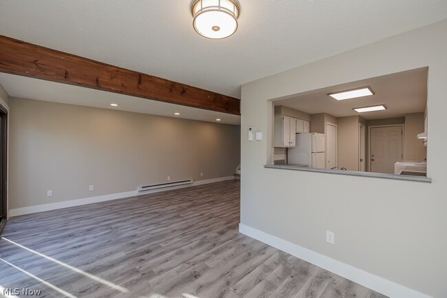 Building Photo - 6305 Forest Park Dr