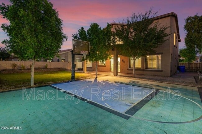 Building Photo - 6700 S Agate Way
