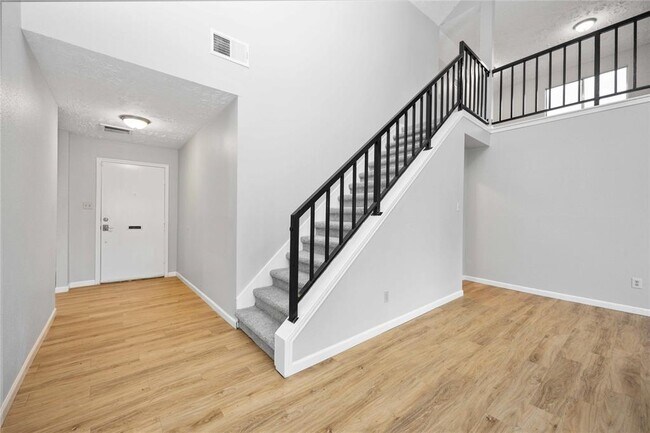 Foto del edificio - 20207 Misty Pines Dr