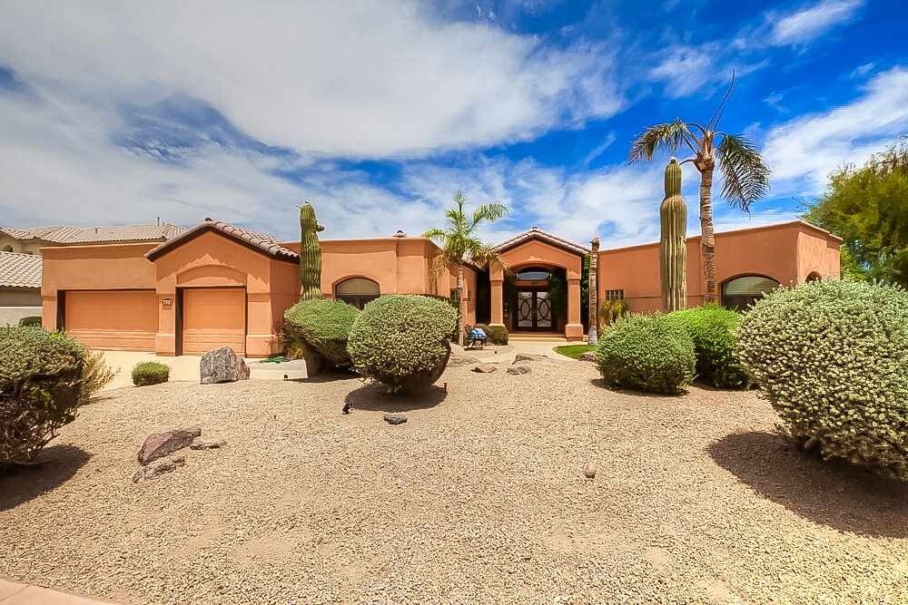Foto principal - 6432 E Crabtree Pl