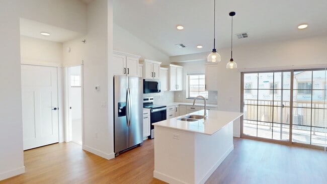 Building Photo - Autumn Townhomes