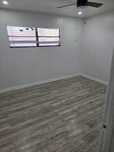 Building Photo - 5427 Heatherbrook Dr