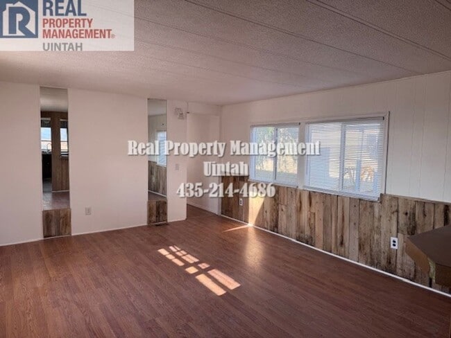 Building Photo - Cute 2 Bedroom, 1 Bathroom Trailer Home.