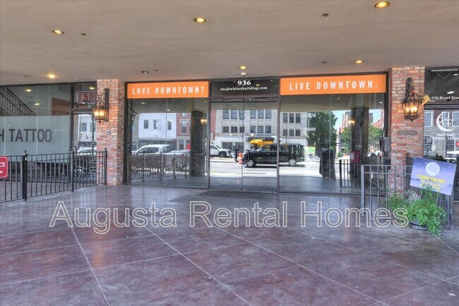 Foto del edificio - 936 Broad St