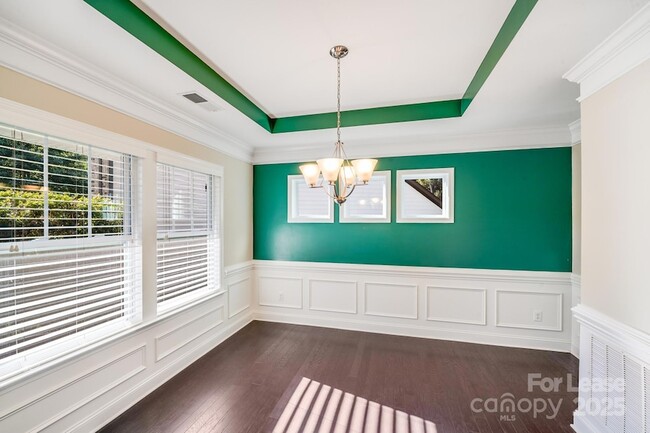 Building Photo - 13122 Oakhaven Glen Ln
