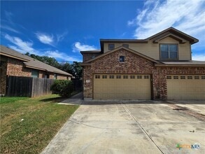 Building Photo - 294 Rosalie Dr