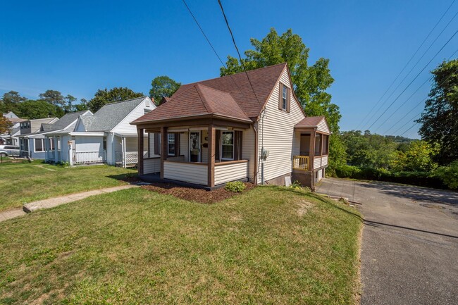 Photo - Stunning 4 Bedroom home in North Versailles available February 1st!