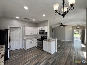 Building Photo - 114 Palomino Ln