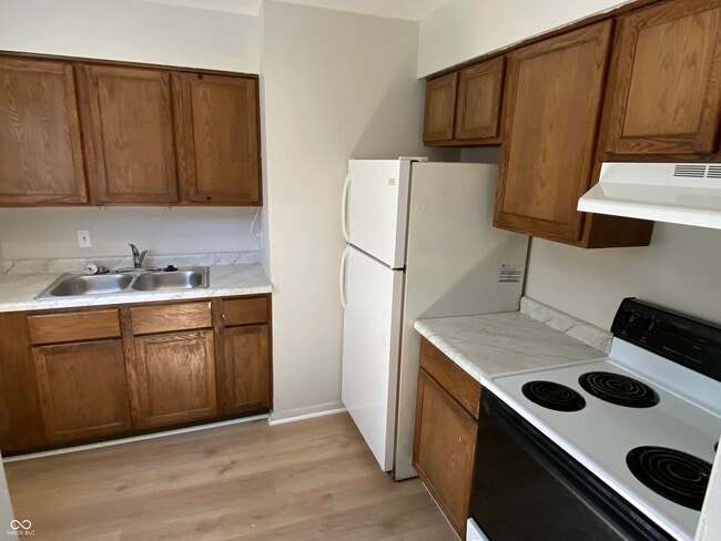 Building Photo - 701 S 14th St