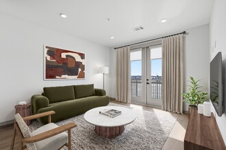 Building Photo - The Buckley