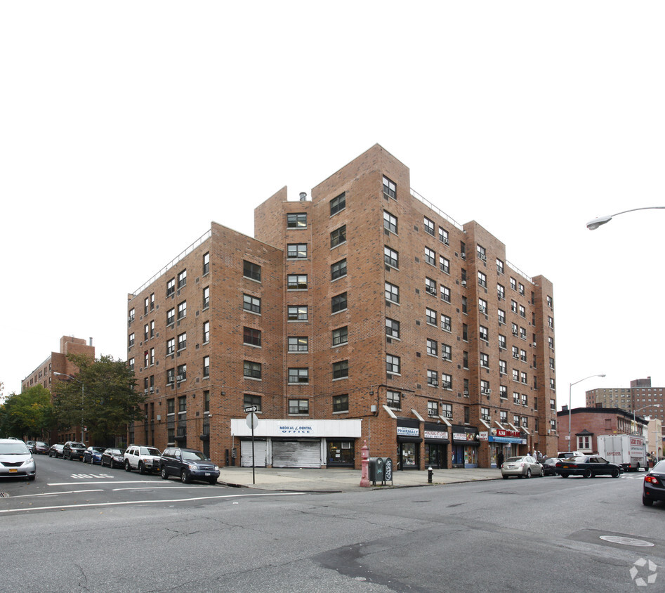 Foto del edificio - Willoughby Court Apartments