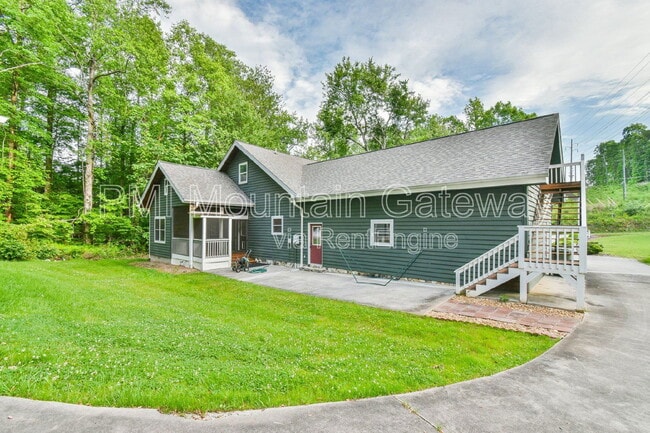Building Photo - 327 Jess Hunt Rd