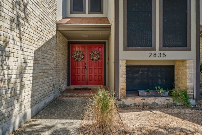 Building Photo - 2835 Quail Oak St San Antonio TX 78232