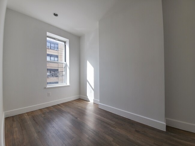 Building Photo - 89 Wyckoff Ave