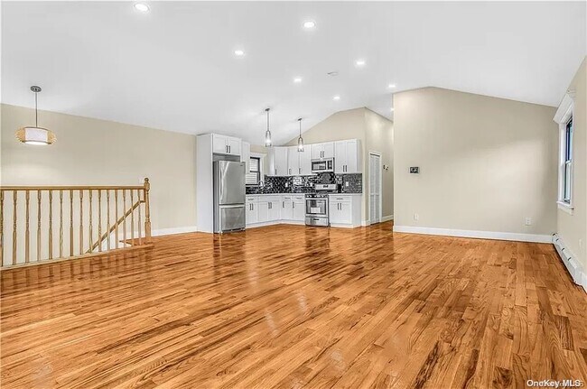 Foto del edificio - 21014 Hollis Ave