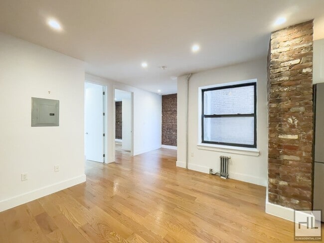 Building Photo - Renovated 2-Bedroom with Private Backyard + 1,500 Sq Ft Recreation Space | Fort Greene