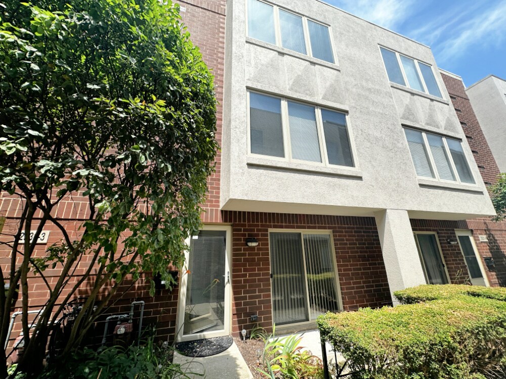 Foto principal - 2931 N Natoma Ave