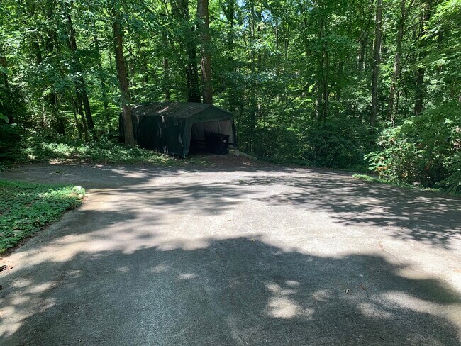 Building Photo - 5239 Ferry Creek Ln