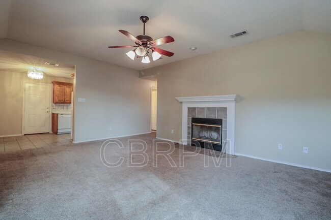 Foto del edificio - 6708 4th St