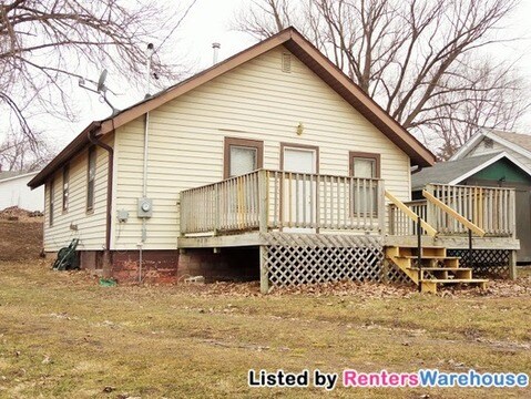 Primary Photo - 617 S 5th Ave E