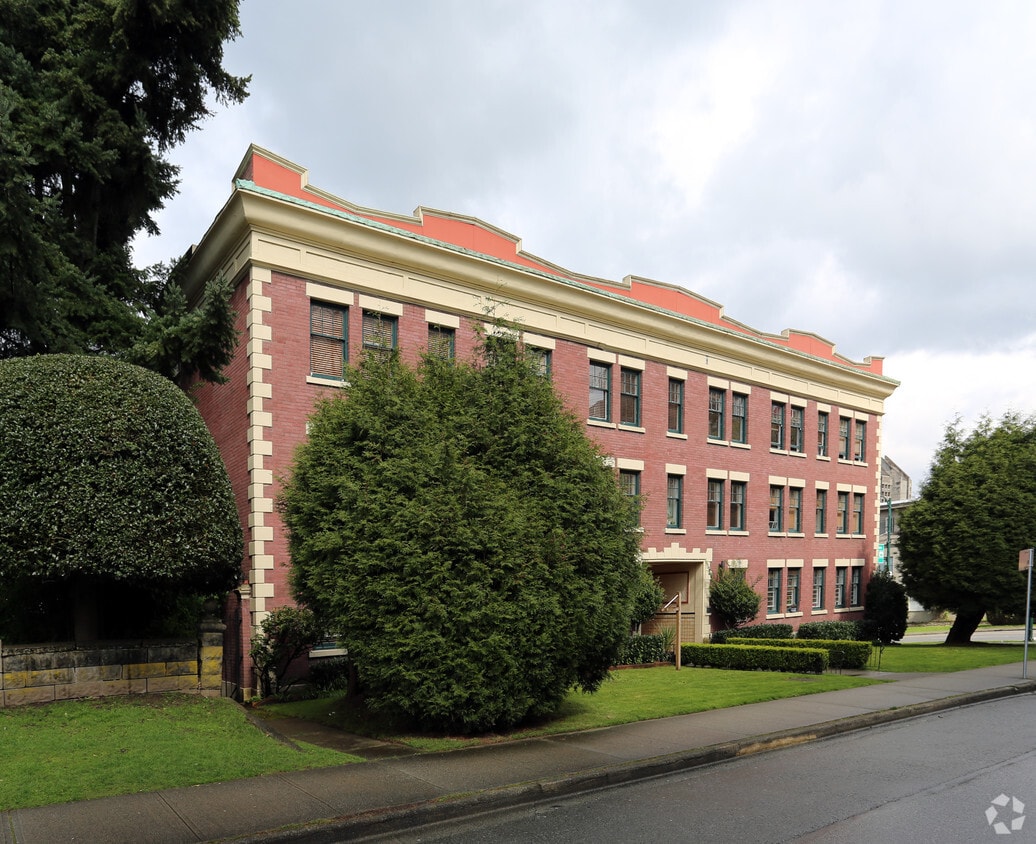 Primary Photo - Vallejo Court