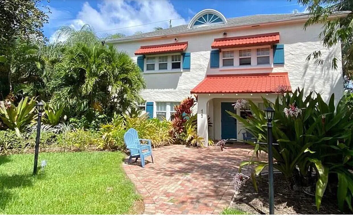 422 N Palmway, Lake Worth, FL 33460 Apartments in Lake Worth, FL