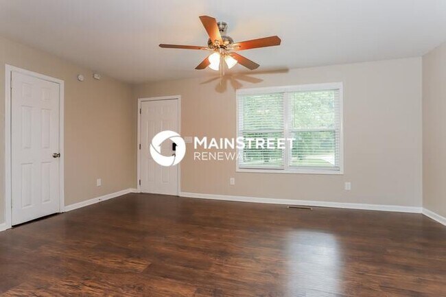 Foto del edificio - 4 Bedroom Pet-Friendly Home in WOODSTOCK, ...