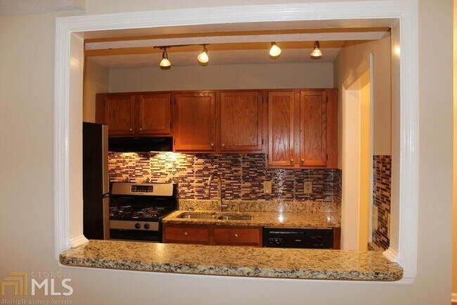 Foto del edificio - 4560 Vinings Central Trace SE