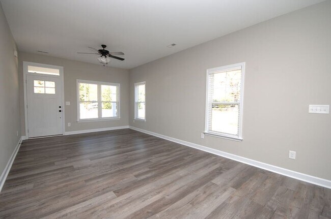 Building Photo - 409 South Church St Princeton NC 27569